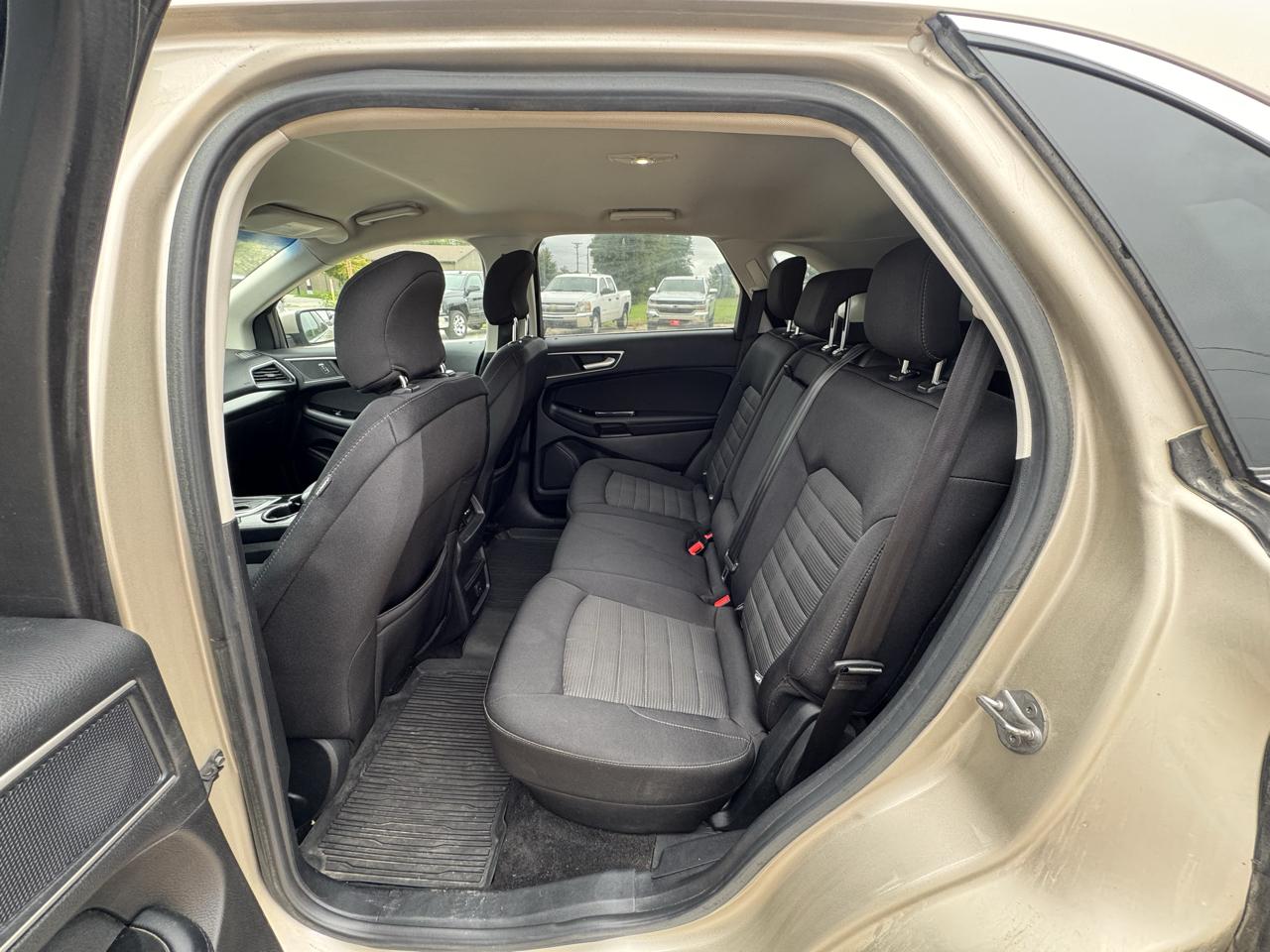 Ford Edge photo 16