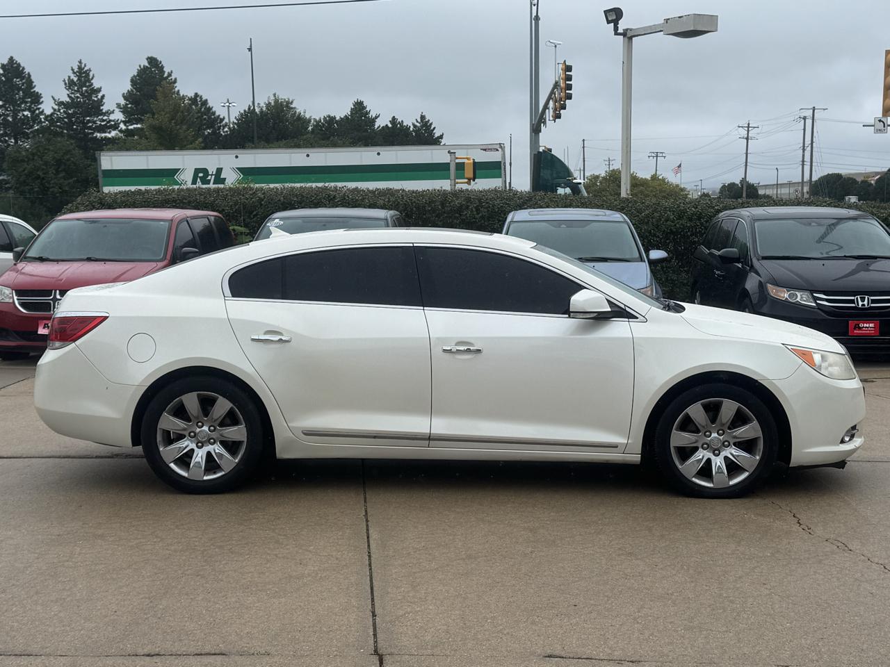 Buick LaCrosse 4dr Sdn CXL 3.0L FWD 2010