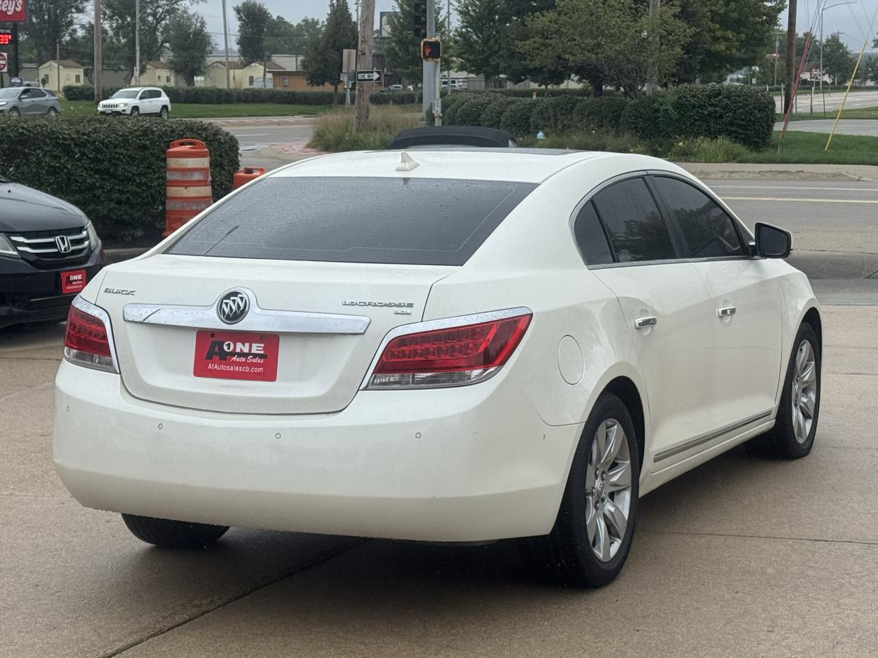 Buick LaCrosse 4dr Sdn CXL 3.0L FWD 2010