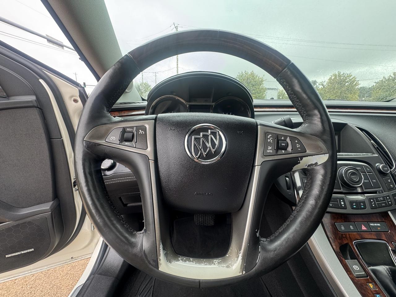 Buick LaCrosse 4dr Sdn CXL 3.0L FWD 2010