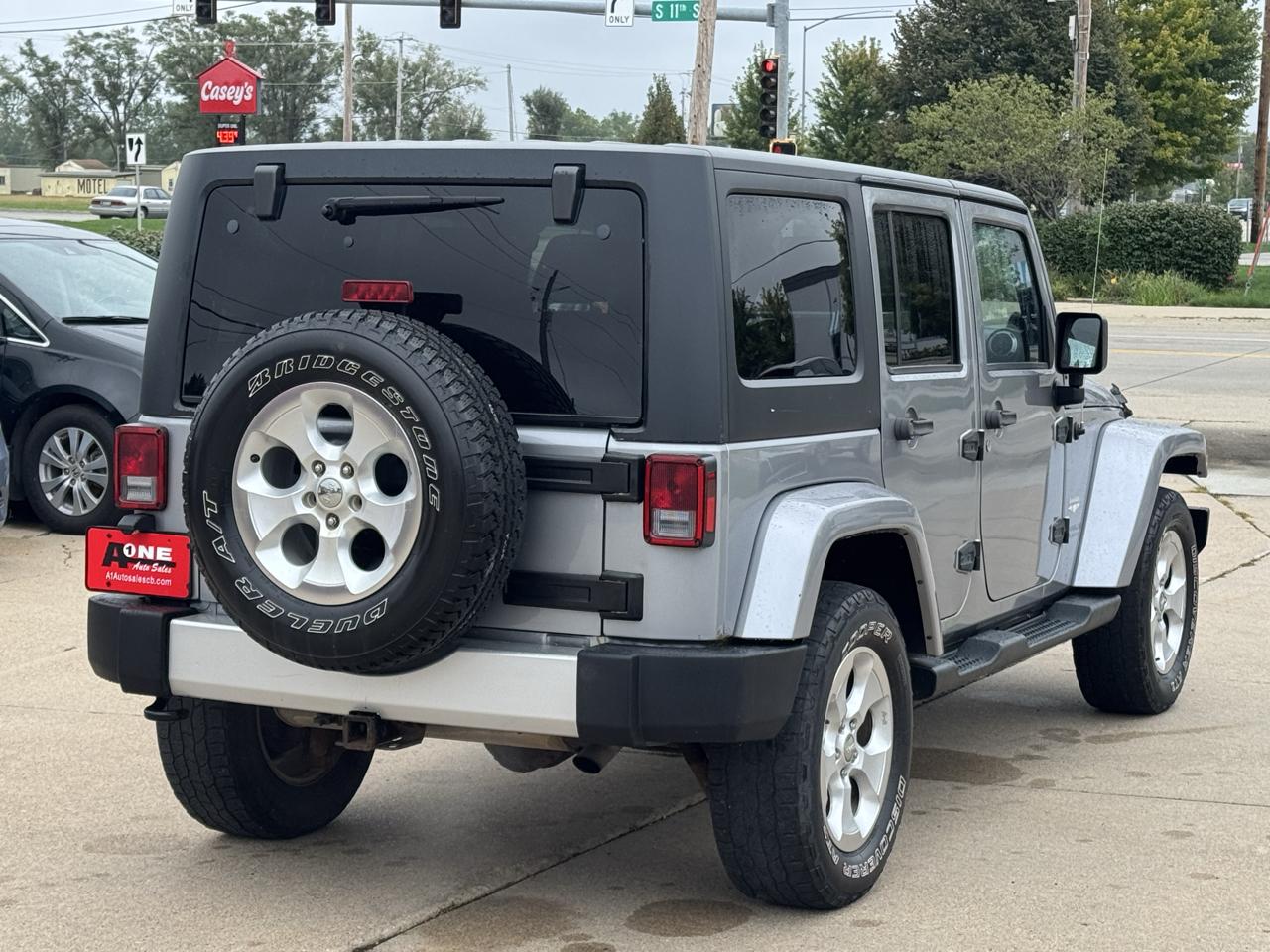 Jeep Wrangler photo 6
