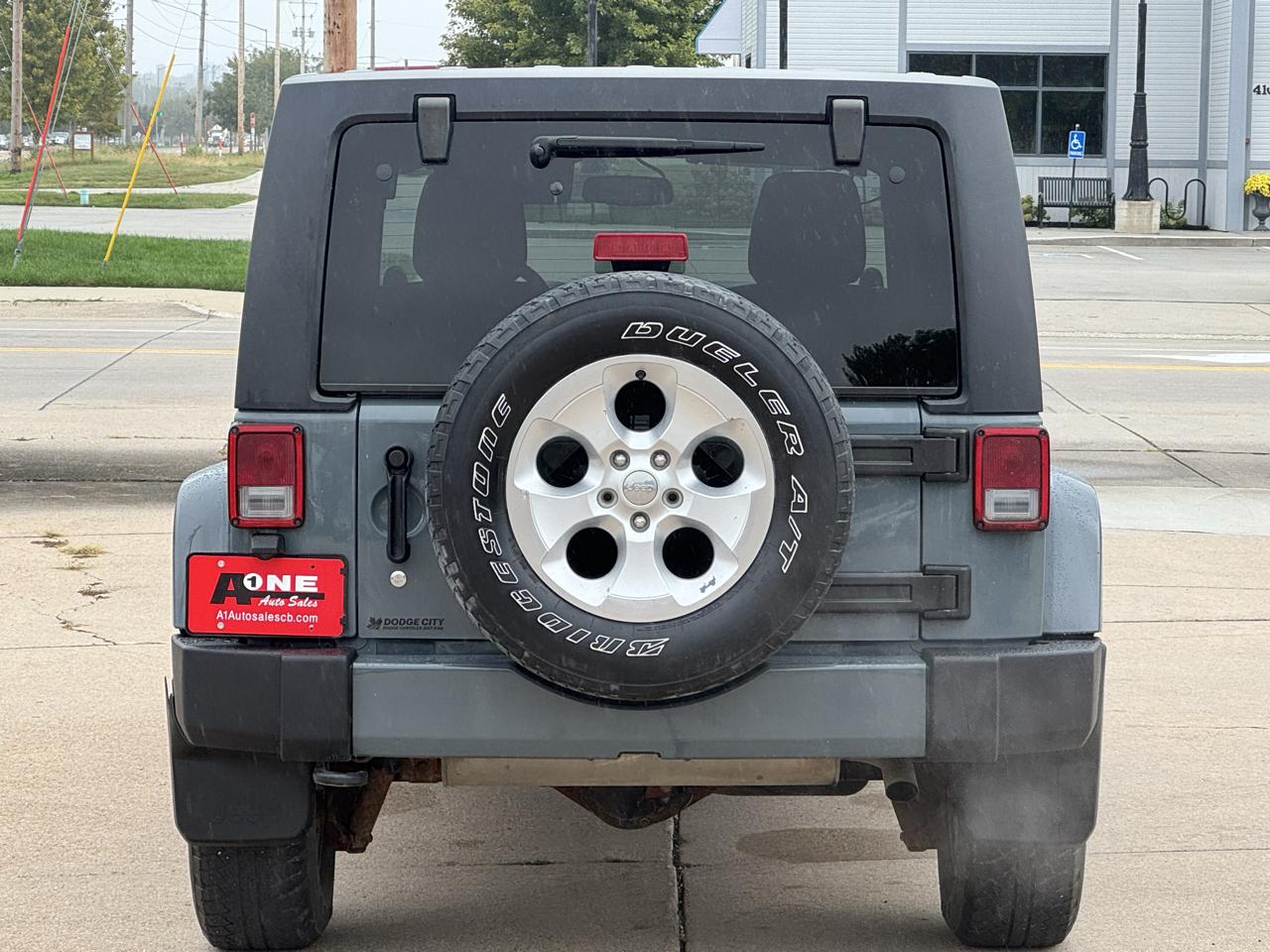 Jeep Wrangler photo 7