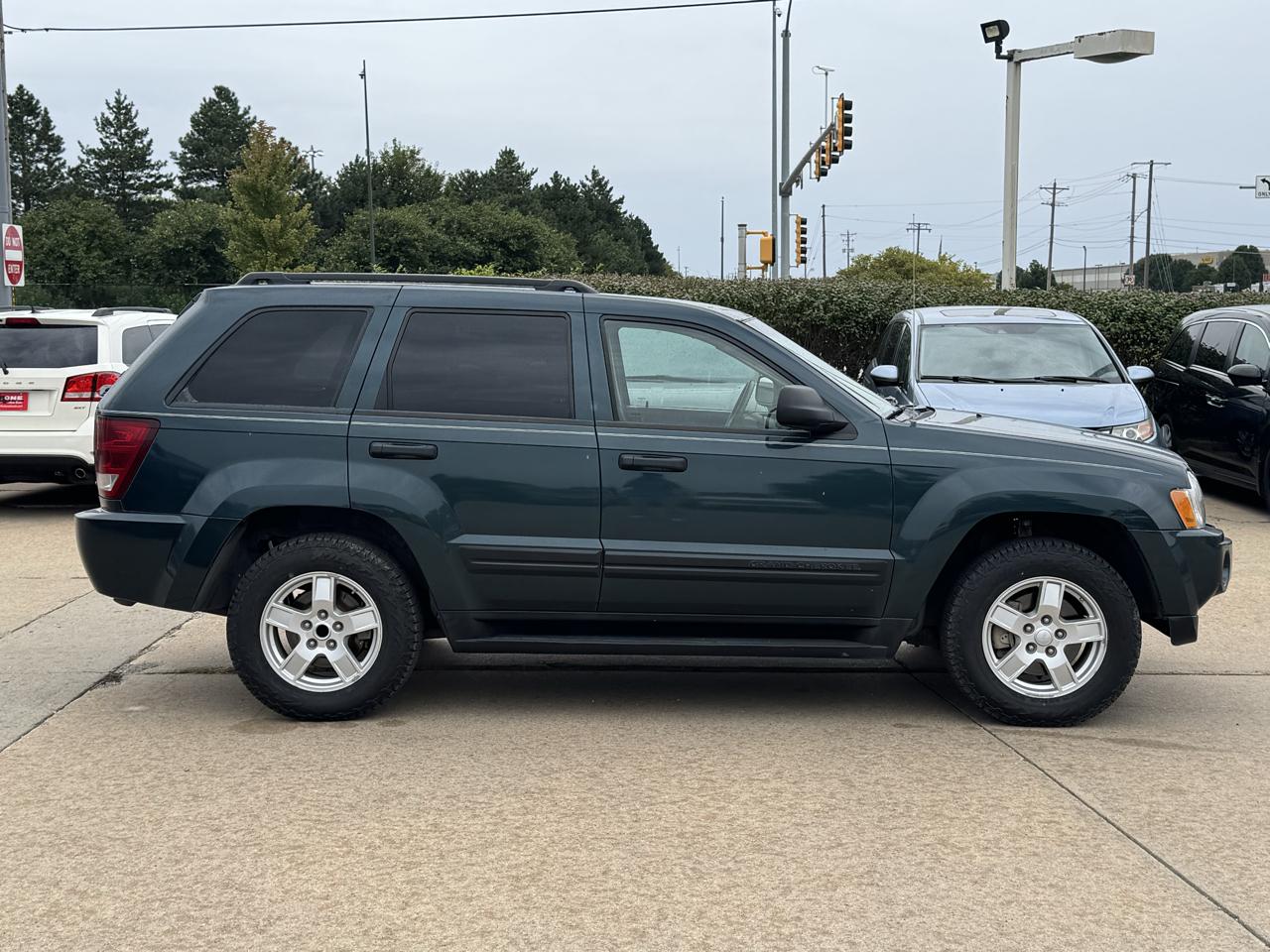 Jeep Grand Cherokee 4dr Laredo 4WD 2005
