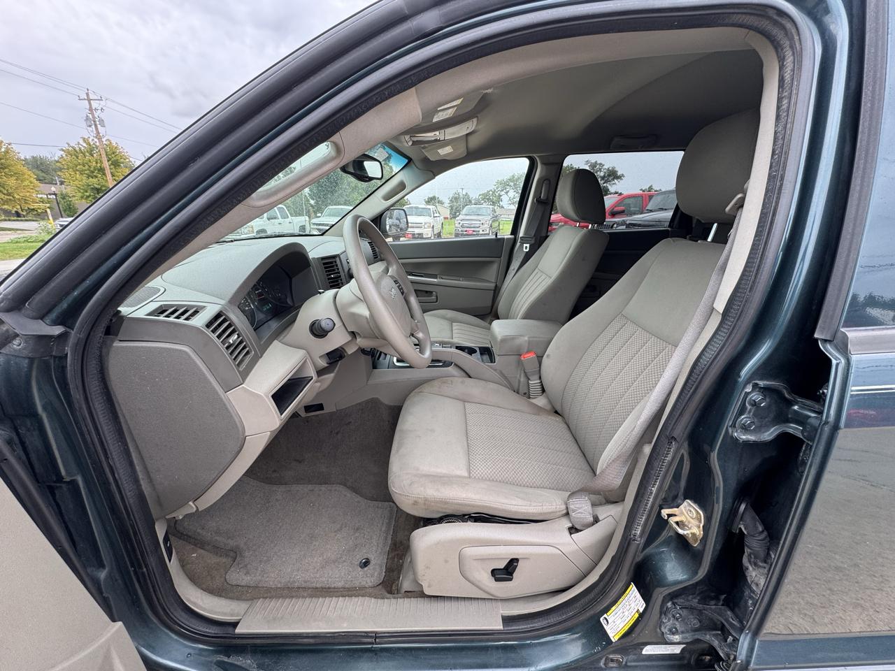 Jeep Grand Cherokee 4dr Laredo 4WD 2005