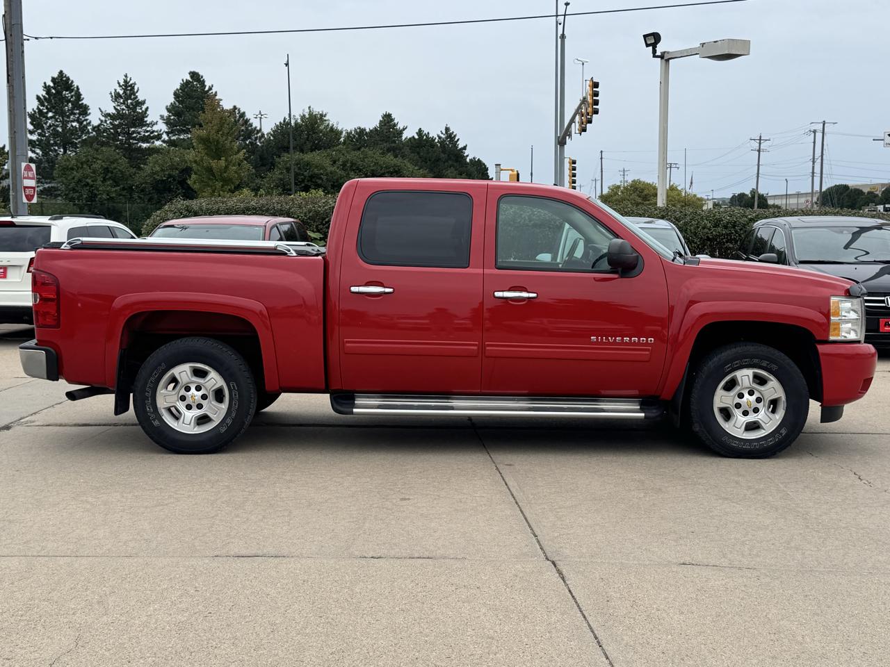 Chevrolet Silverado 1500 4WD Crew Cab 143.5" LT 2009