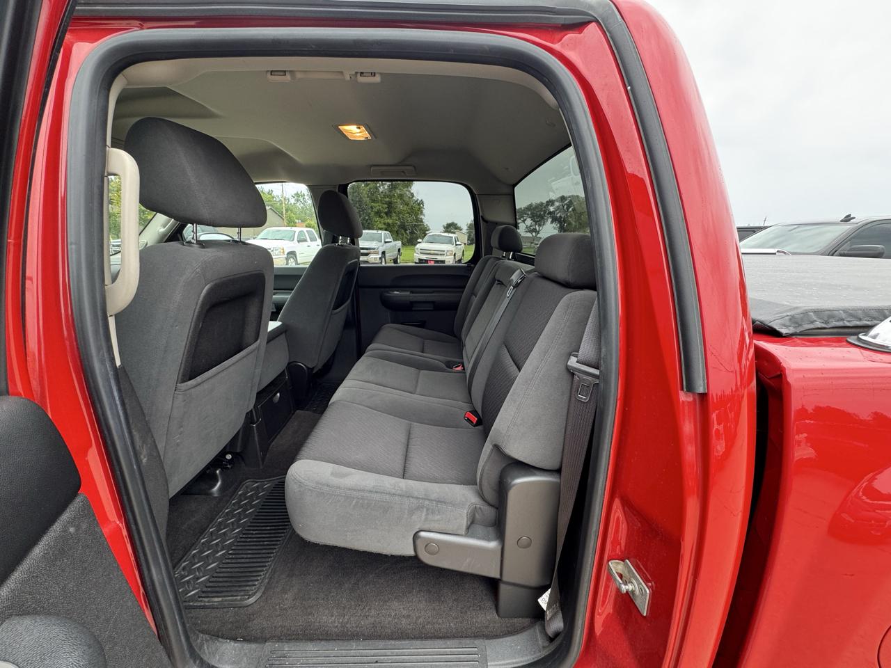 Chevrolet Silverado 1500 4WD Crew Cab 143.5" LT 2009