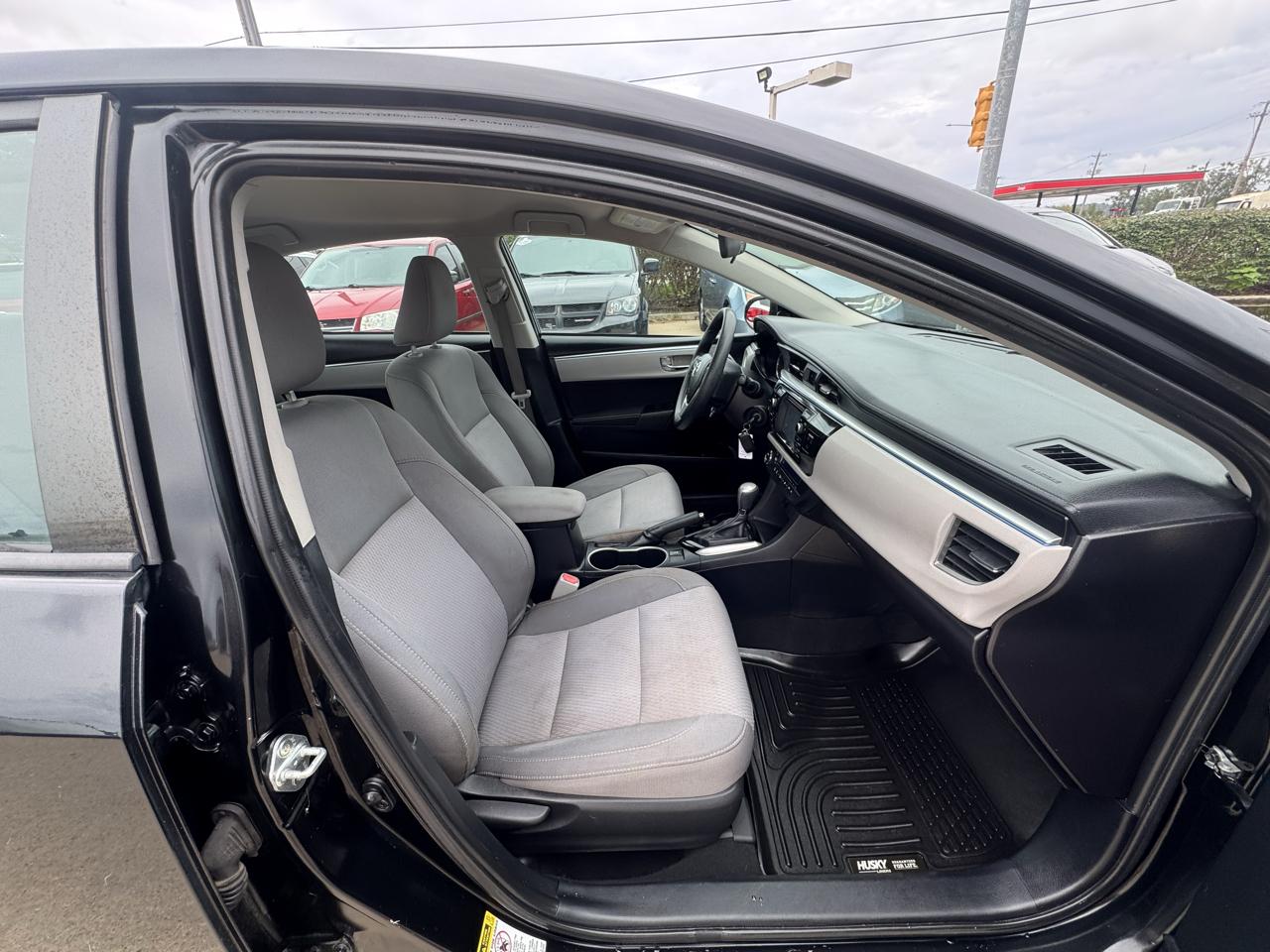 Toyota Corolla photo 15