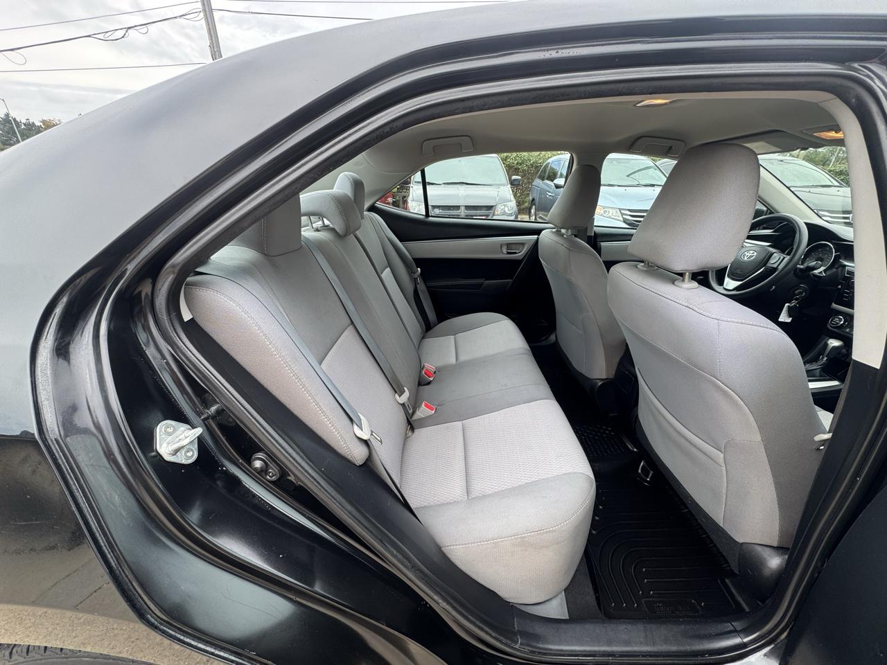 Toyota Corolla photo 17