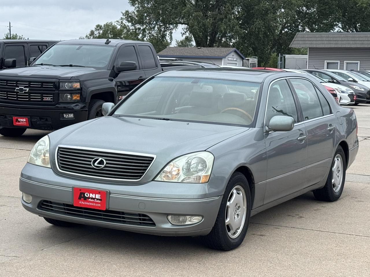 Lexus LS 430 4dr Sdn 2002