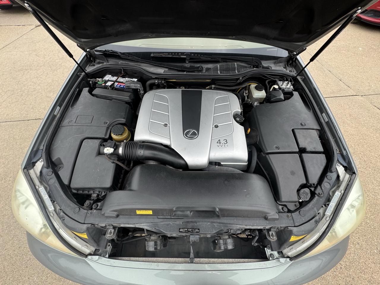 Lexus LS 430 4dr Sdn 2002