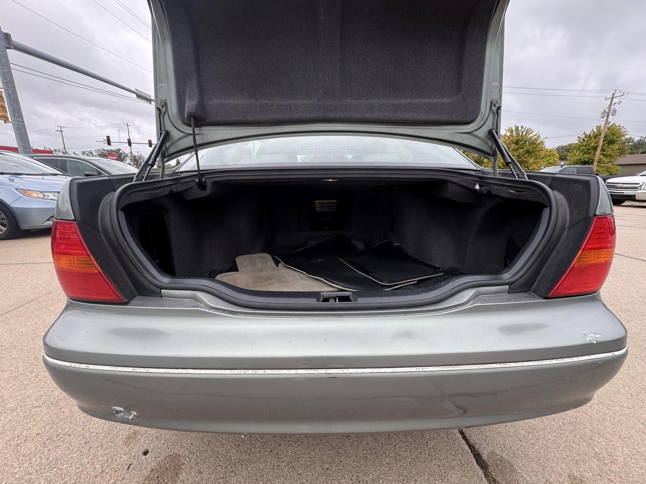 Lexus LS 430 4dr Sdn 2002