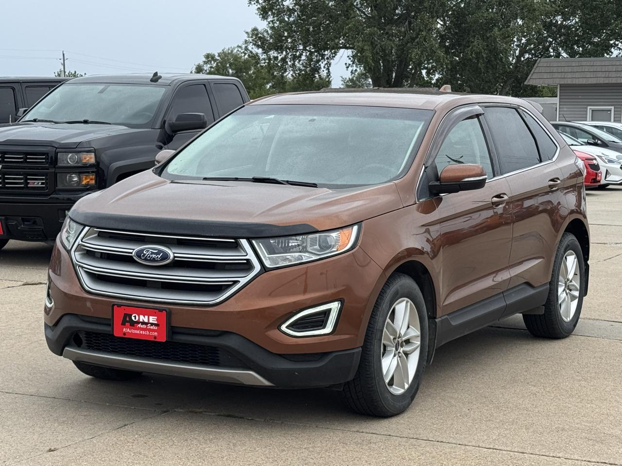 Ford Edge photo 2