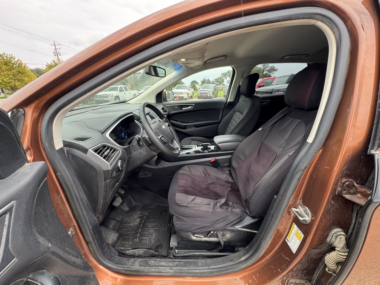Ford Edge photo 9