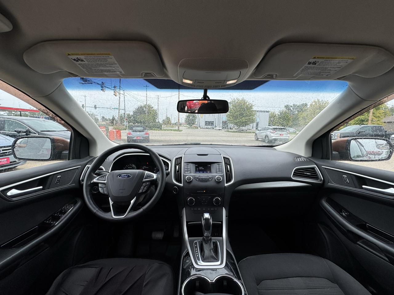 Ford Edge photo 10