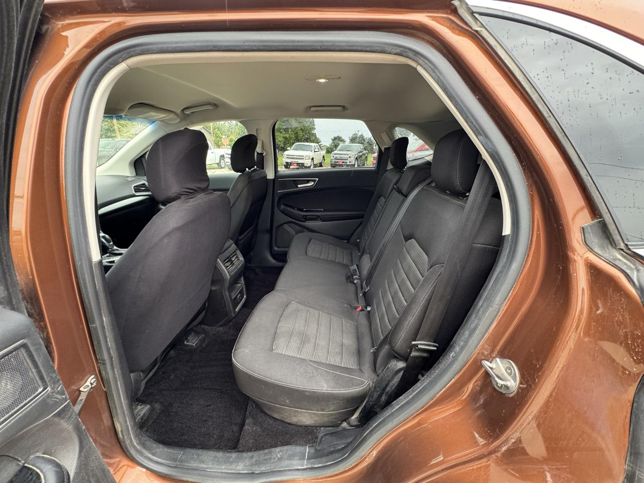 Ford Edge photo 16