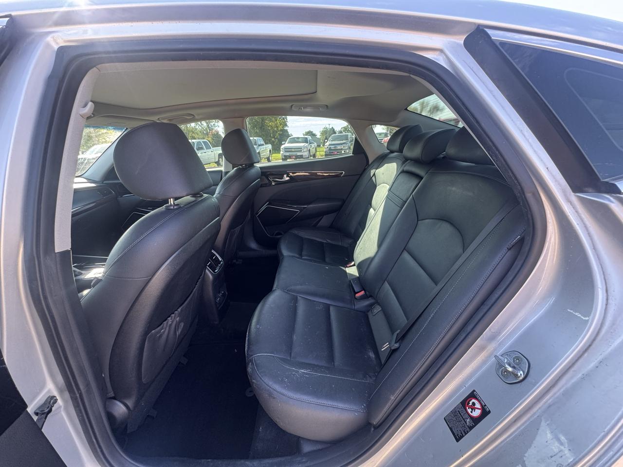 Kia Cadenza Premium Sedan 2017