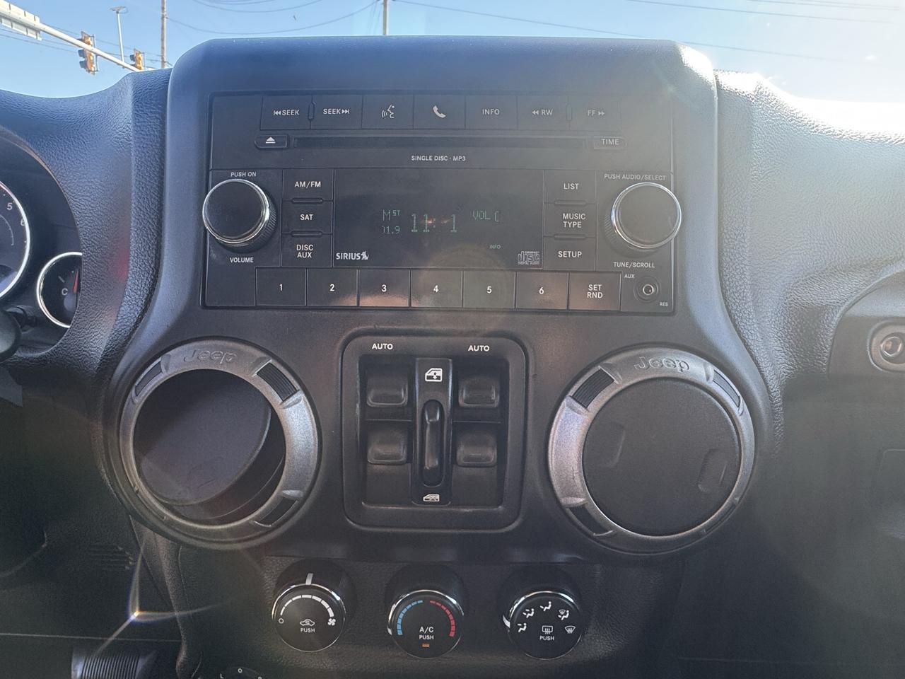 Jeep Wrangler Unlimited 4WD 4dr Sport 2011