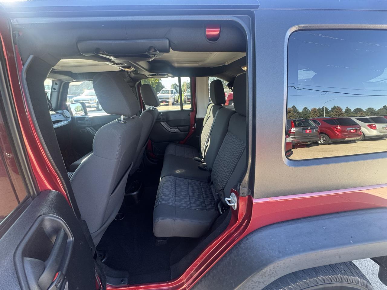 Jeep Wrangler Unlimited 4WD 4dr Sport 2011