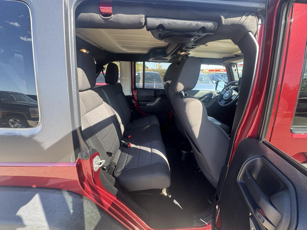 Jeep Wrangler Unlimited 4WD 4dr Sport 2011