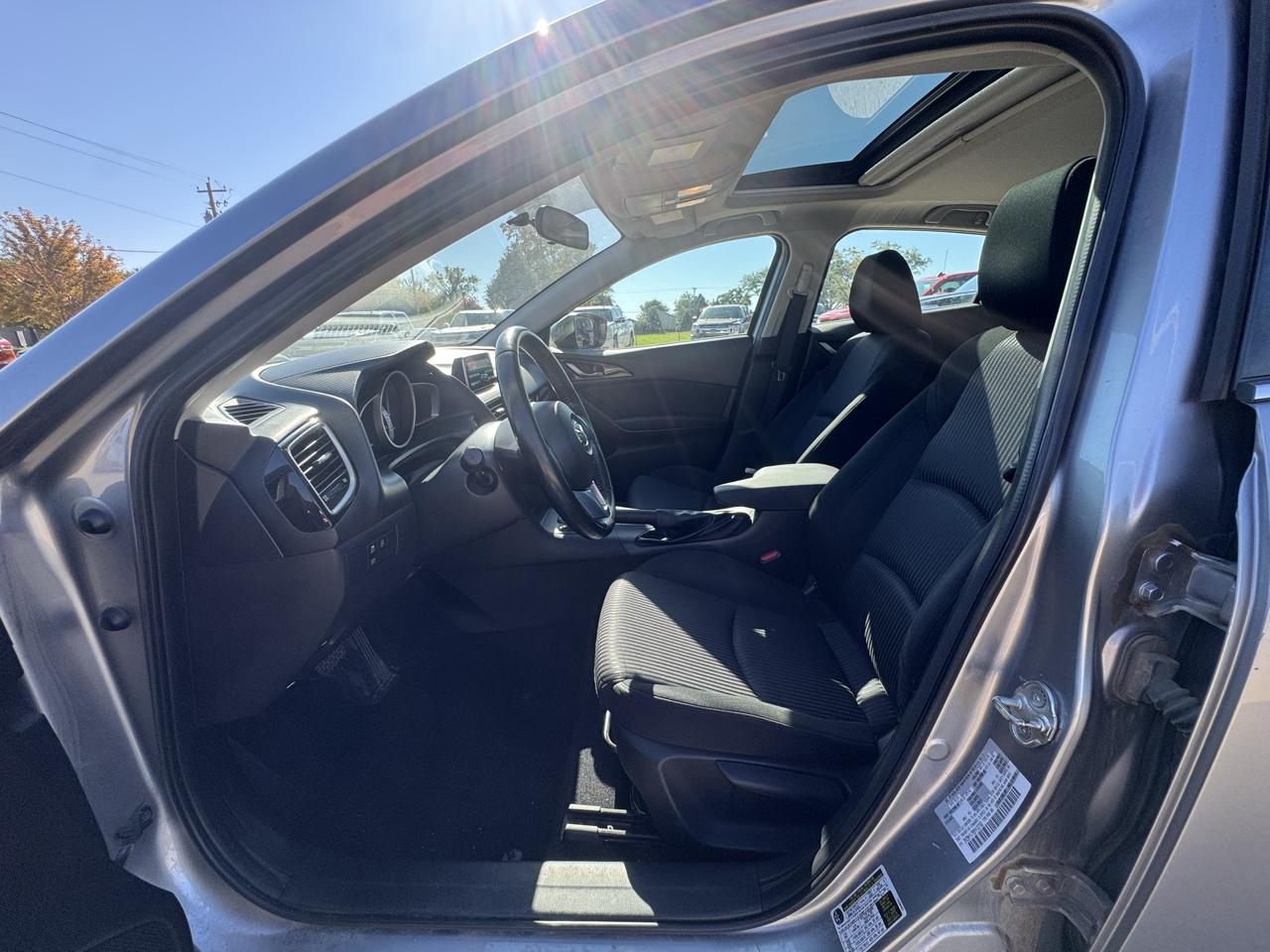 Mazda MAZDA3 4dr Sdn Auto i Touring 2014