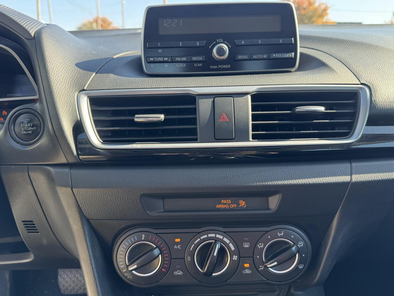 Mazda MAZDA3 4dr Sdn Auto i Touring 2014