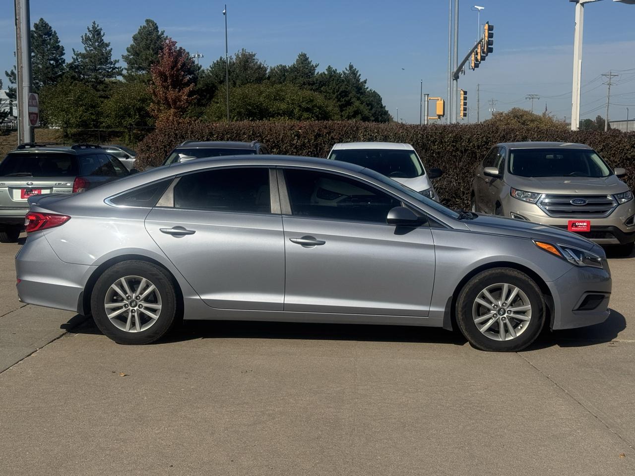 Hyundai Sonata SE 2.4L 2017