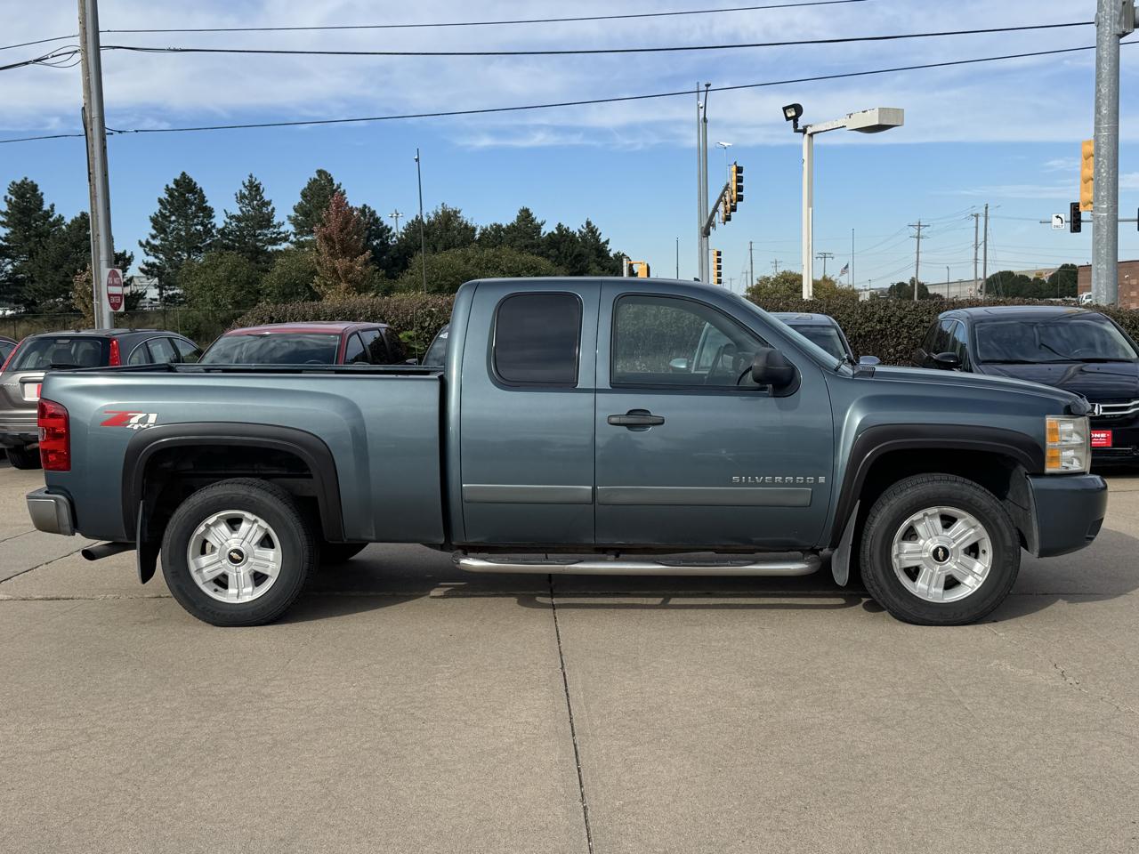Chevrolet Silverado 1500 4WD Ext Cab 143.5" LT w/1LT 2008