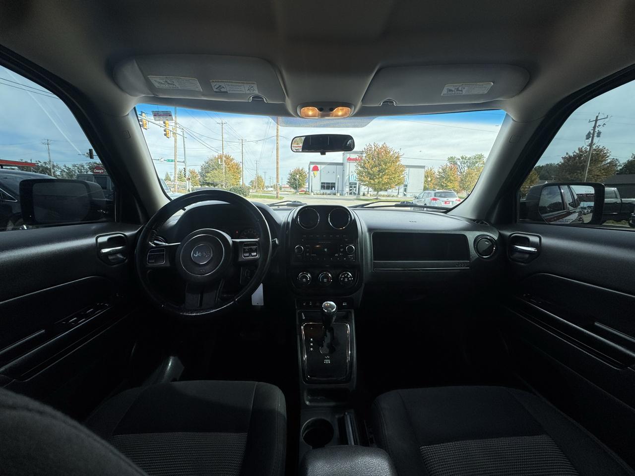 Jeep Patriot FWD 4dr Latitude 2014