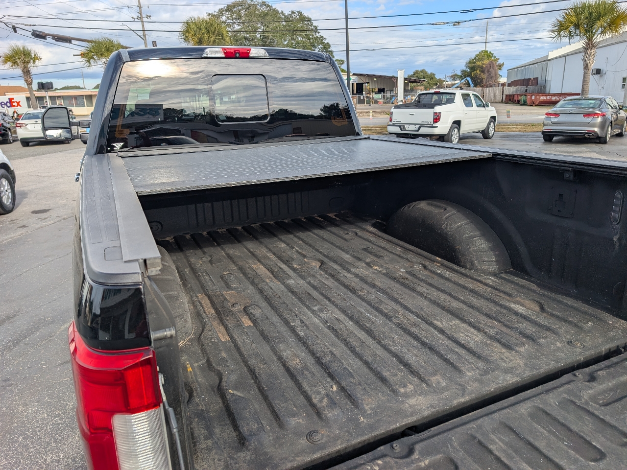 Ford Super Duty F-250 SRW Platinum 4WD Crew Cab 8' Box 2018