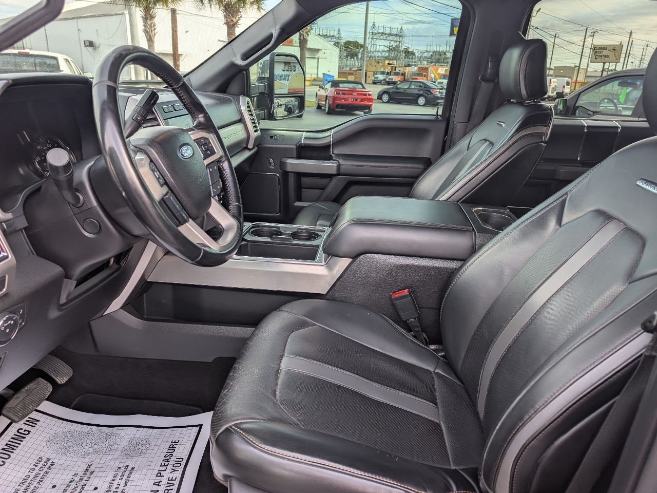 Ford Super Duty F-250 SRW Platinum 4WD Crew Cab 8' Box 2018