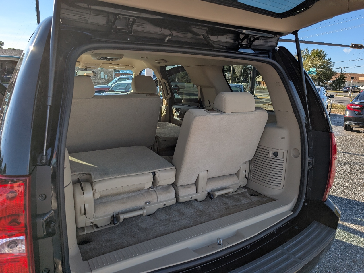 Chevrolet Tahoe 2WD 4dr 1500 LS 2009