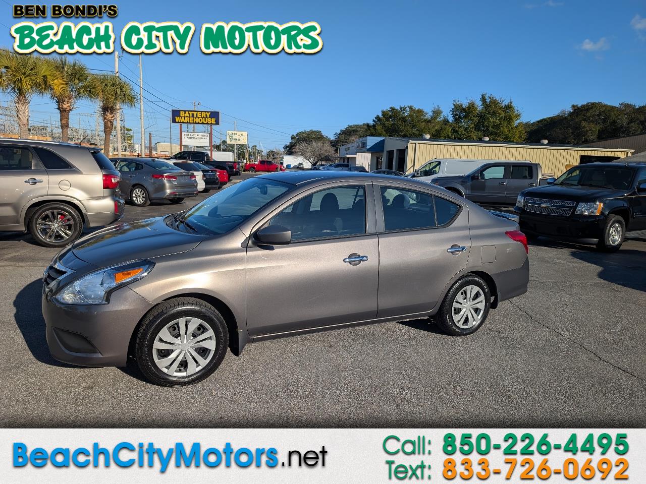 2015 Nissan Versa 4dr Sdn  1.6 SV
