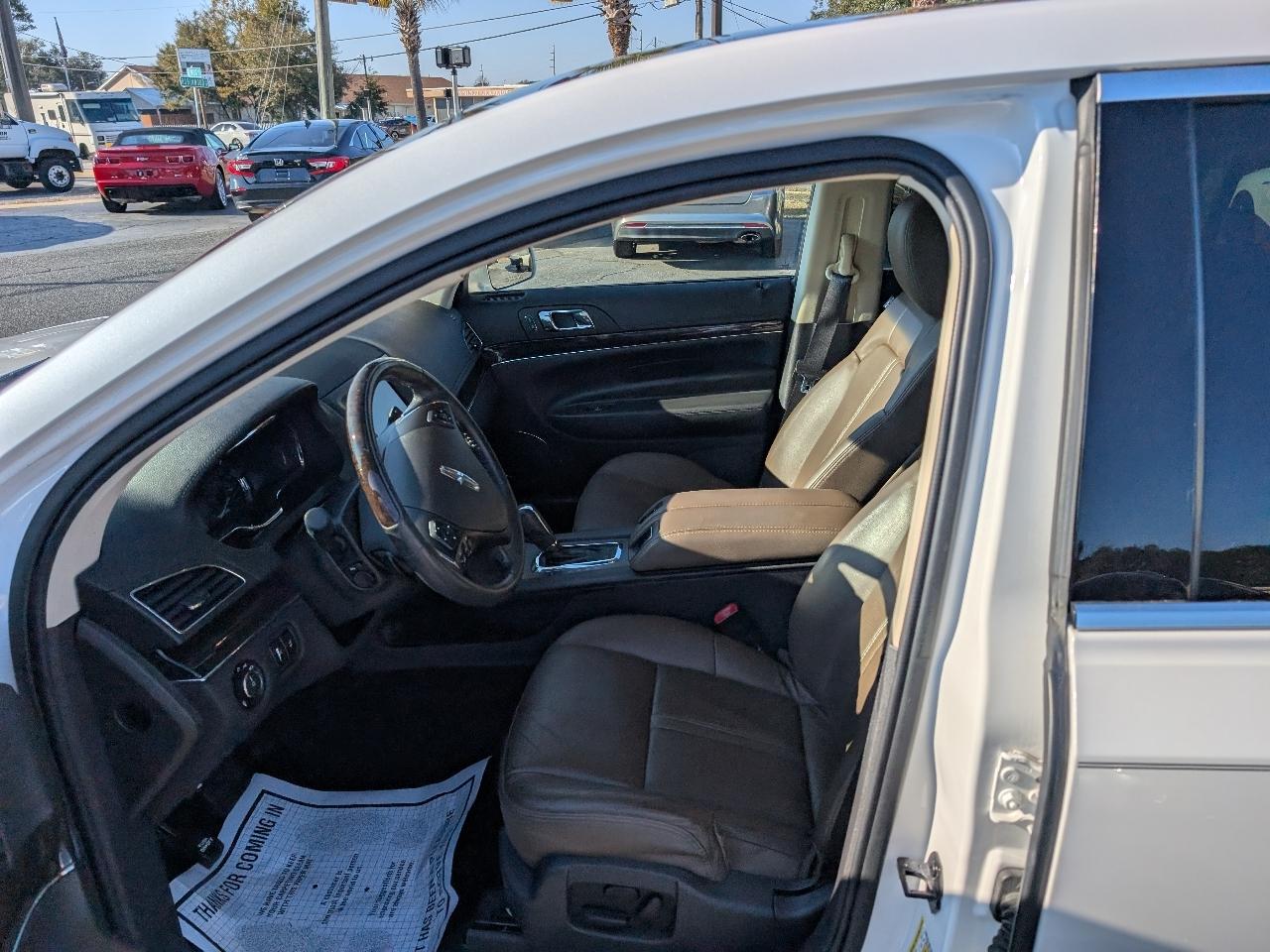 Lincoln MKT 4dr Wgn 3.7L FWD 2014