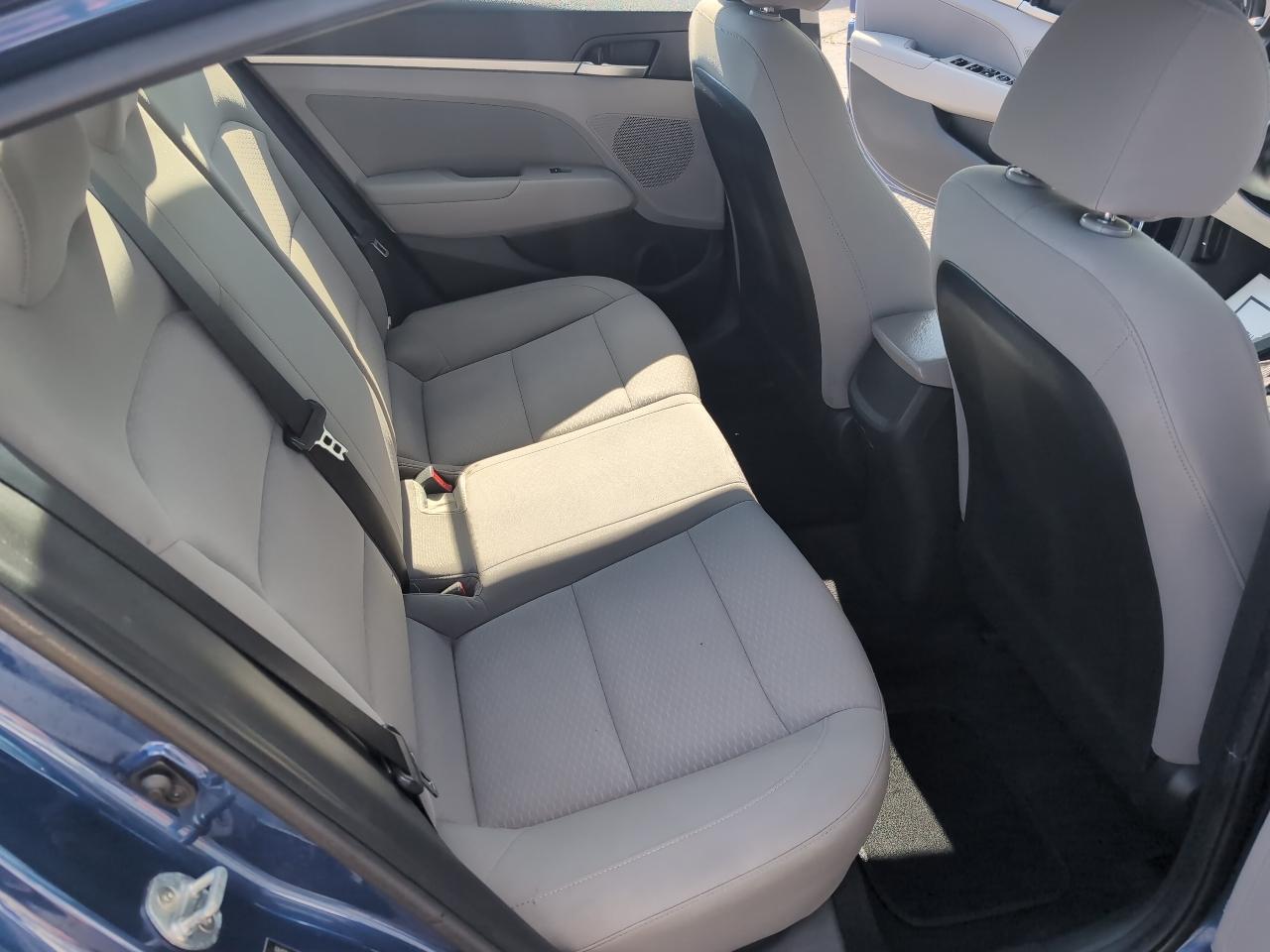 Hyundai Elantra SEL IVT 2020