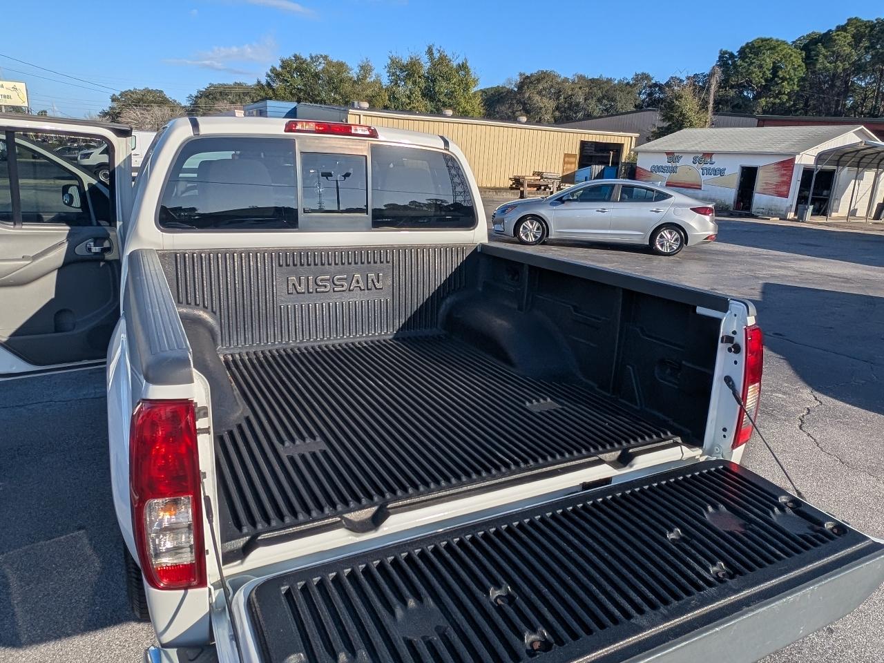 Nissan Frontier Crew Cab 4x2 SV Auto 2019