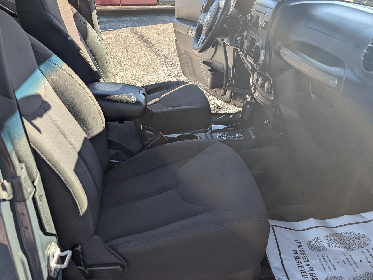 Jeep Wrangler 4WD 2dr Sport 2016