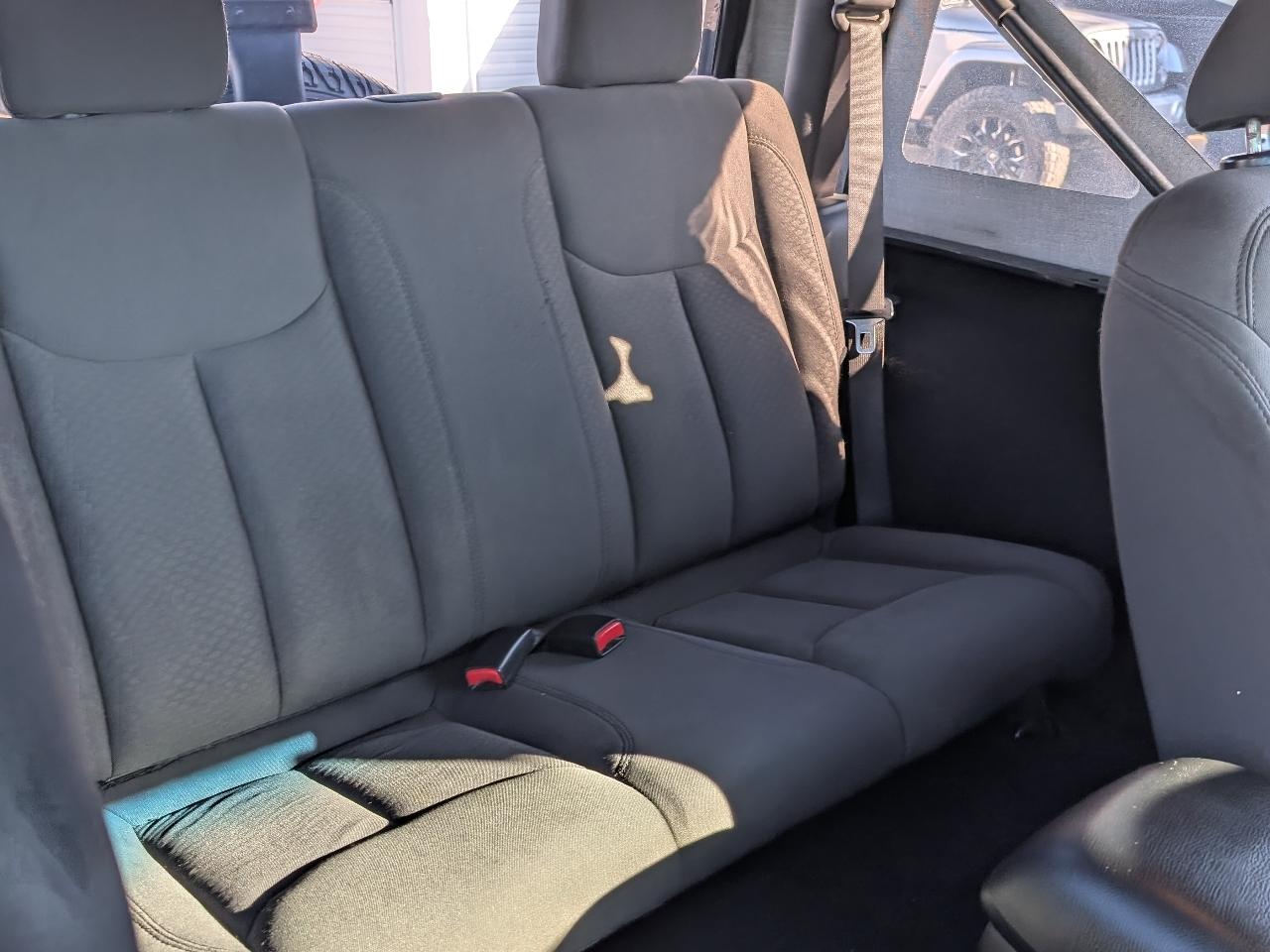 Jeep Wrangler 4WD 2dr Sport 2016