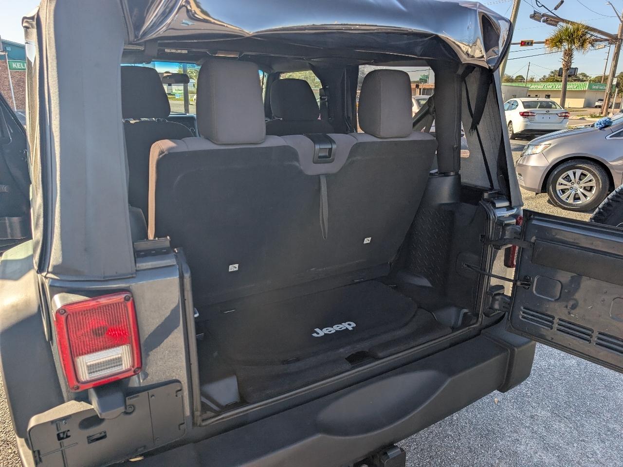 Jeep Wrangler 4WD 2dr Sport 2016