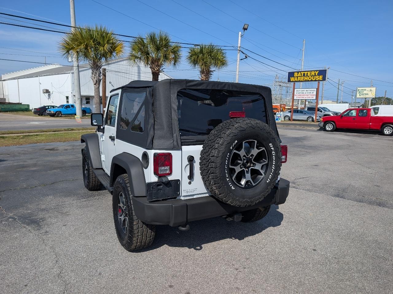 Jeep Wrangler 4WD 2dr Sport 2016