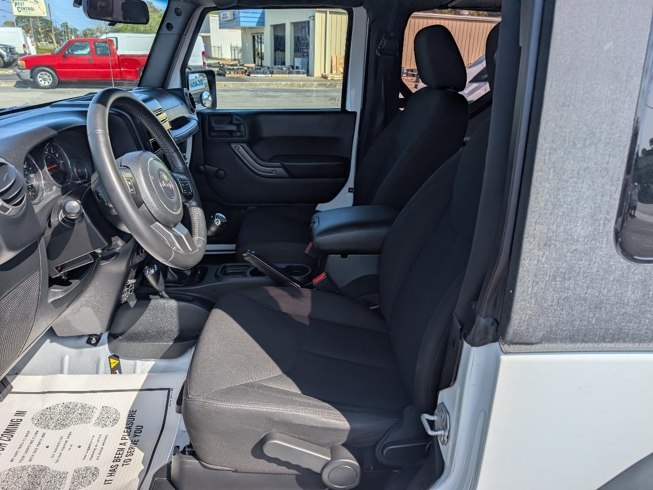 Jeep Wrangler 4WD 2dr Sport 2016