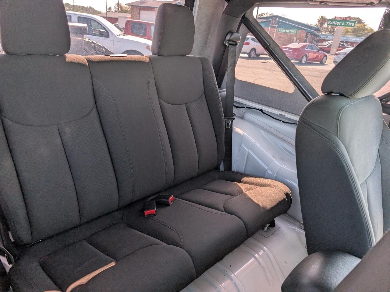 Jeep Wrangler 4WD 2dr Sport 2016