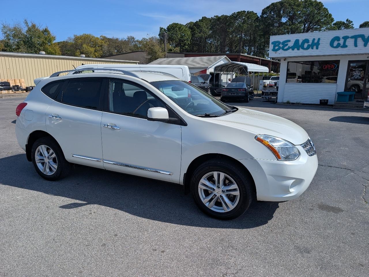 Nissan Rogue FWD 4dr SV 2013