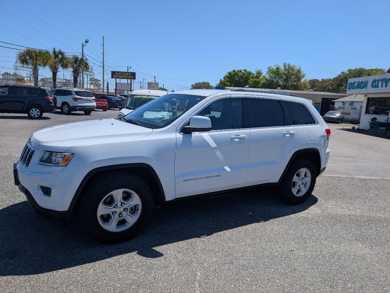 Jeep Grand Cherokee RWD 4dr Laredo 2015