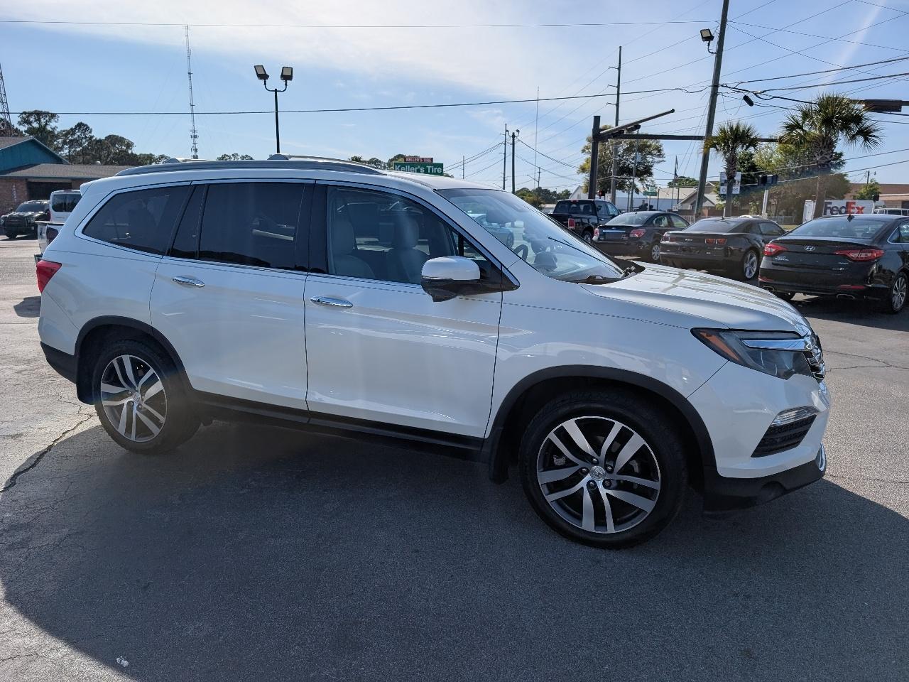 Honda Pilot Touring 2WD 2018