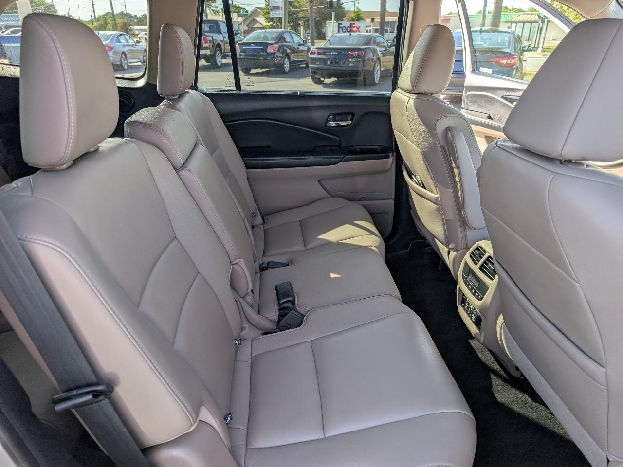 Honda Pilot Touring 2WD 2018