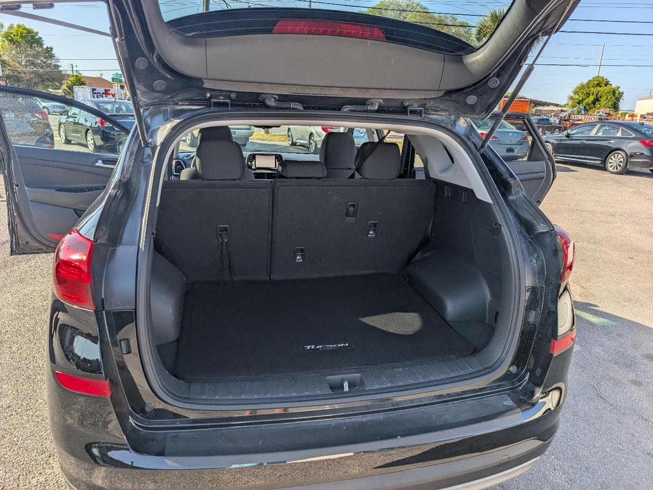 Hyundai Tucson Value FWD 2021