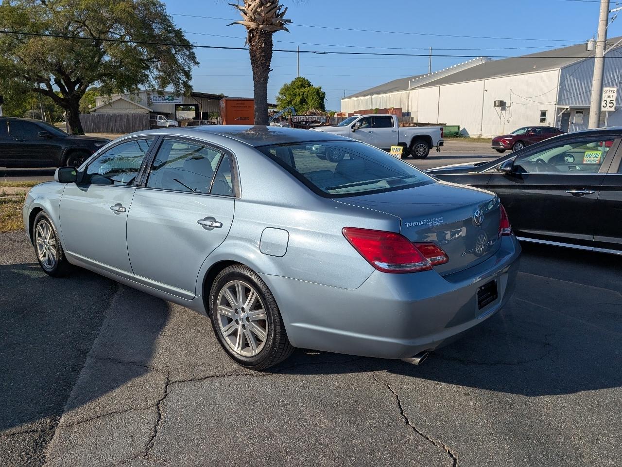 Toyota Avalon 4dr Sdn Touring (Natl) 2006