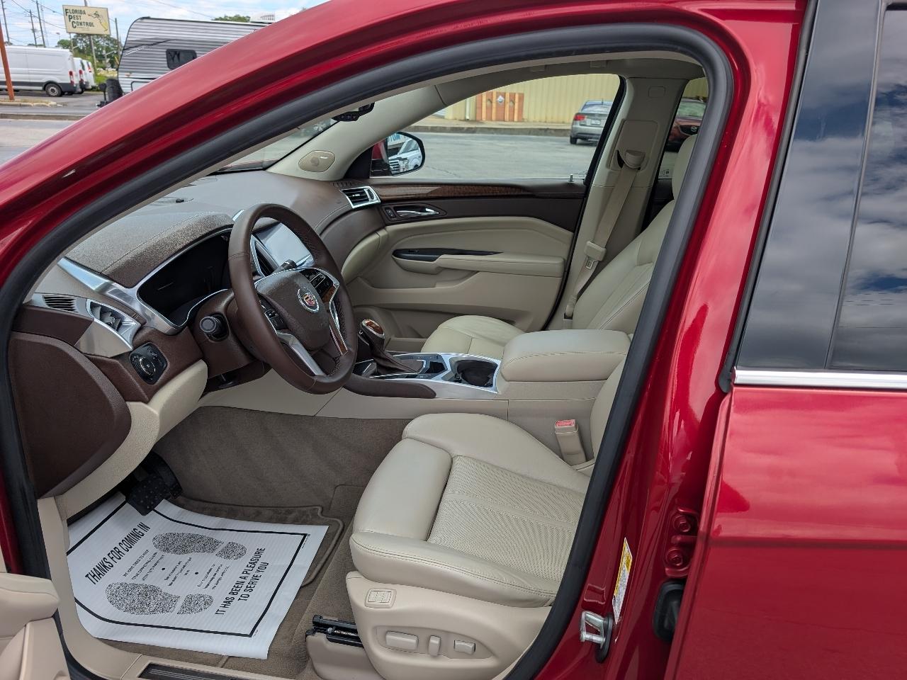 Cadillac SRX FWD 4dr Performance Collection 2013