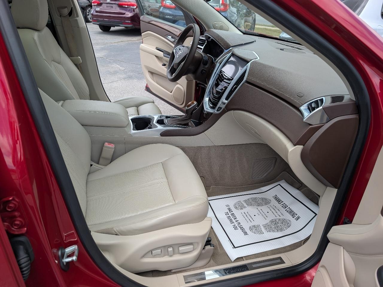Cadillac SRX FWD 4dr Performance Collection 2013
