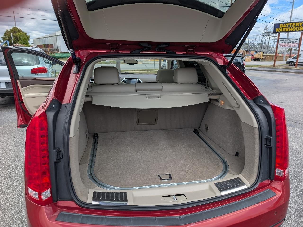 Cadillac SRX FWD 4dr Performance Collection 2013